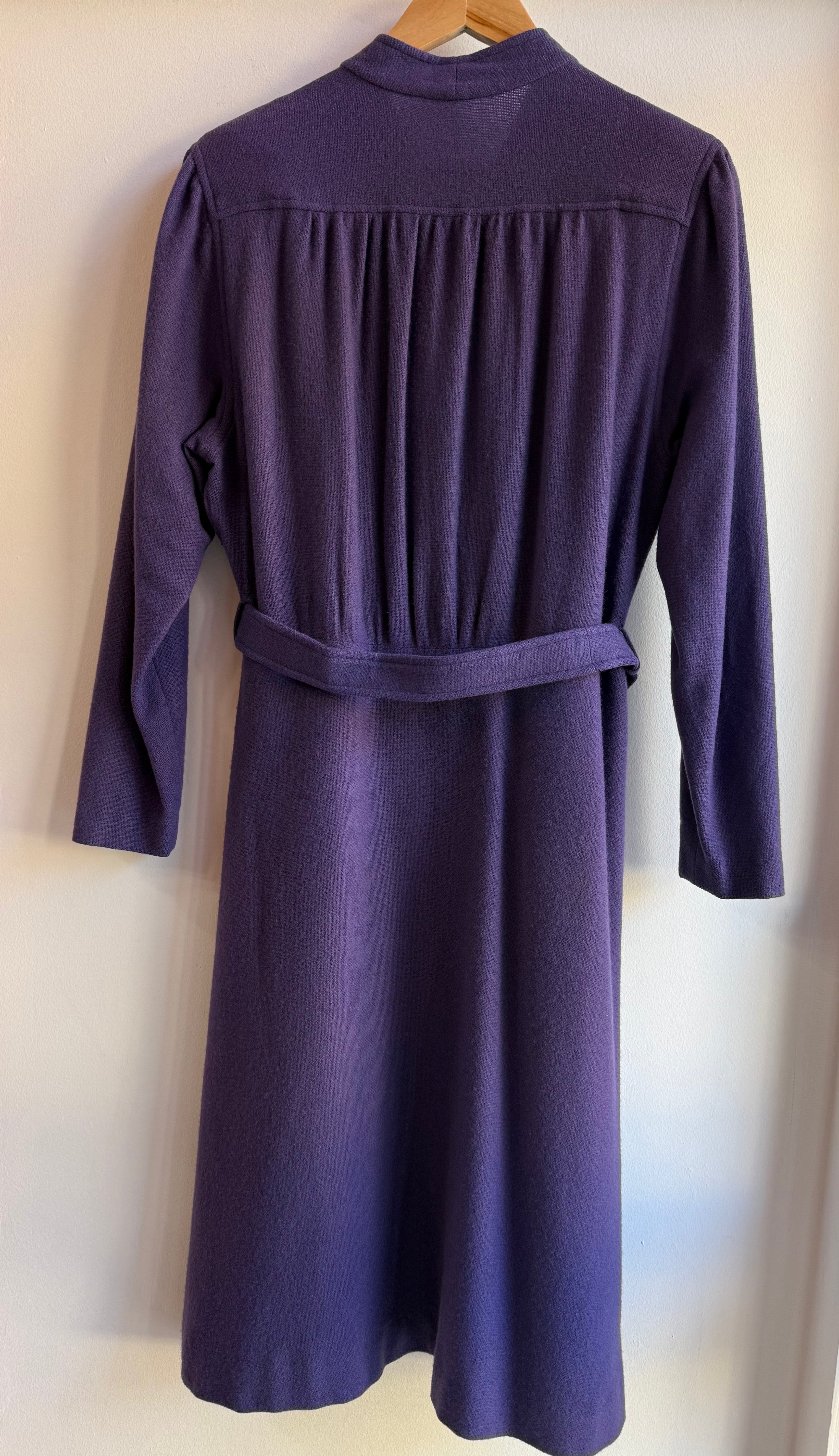 Abito vintage con cinturino